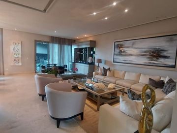 CASA EN VENTA EN LA CIMA $29,900,000