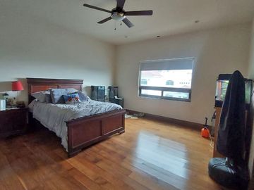 CASA EN VENTA EN LA CIMA $29,900,000