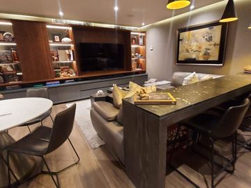 CASA EN VENTA EN LA CIMA $29,900,000