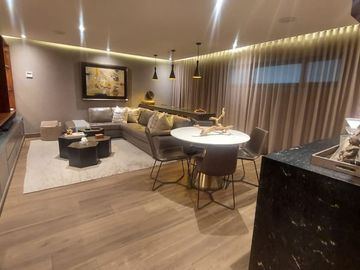 CASA EN VENTA EN LA CIMA $29,900,000