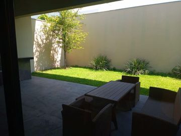 CASA EN VENTA PARA ESTRENAR AMUEBLADA COL. DEL VALLE EN LOS RÍOS $37,500,000