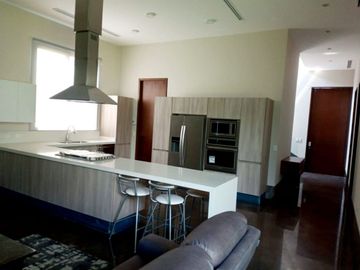 CASA EN VENTA PARA ESTRENAR AMUEBLADA COL. DEL VALLE EN LOS RÍOS $37,500,000