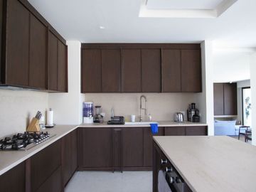 CASA RESIDENCIAL EN VENTA/RENTA EN CLUB DENTRO DEL CAMPO DE GOLF TRES MARIAS