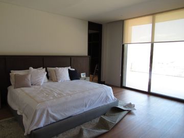 CASA RESIDENCIAL EN VENTA/RENTA EN CLUB DENTRO DEL CAMPO DE GOLF TRES MARIAS