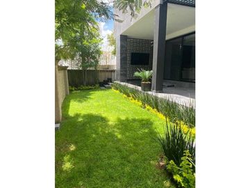 Casa En Venta En Parque Santo Domingo Lomas De Angelopolis