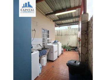 CASA CERRO VIENTO - CALLE PRINCIPAL
