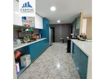 CASA CERRO VIENTO - CALLE PRINCIPAL
