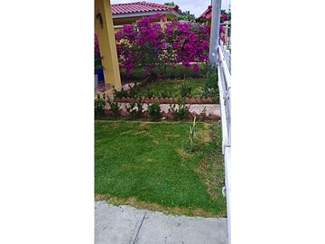 SEA CONFIABLE VENDE CASA EN SANTA CLARA 2 RECAMARAS