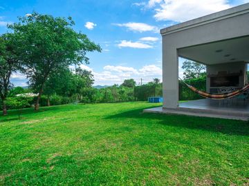 CASA 2 DORM VENTA VAQUEROS CON VISTAS A LOS CERROS