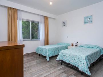CASA 2 DORM VENTA VAQUEROS CON VISTAS A LOS CERROS