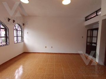 CASA EN VENTA EN RINCONADA SAN LORENZO, TOLUCA