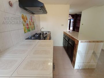 CASA EN VENTA EN RINCONADA SAN LORENZO, TOLUCA