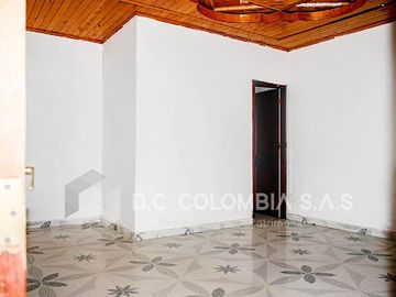 VENTA de CASAS en PELAYA