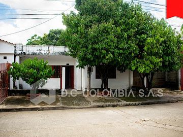 VENTA de CASAS en PELAYA