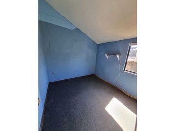 SE VENDE SITIO CON 2 CASAS PARA INVERSION.