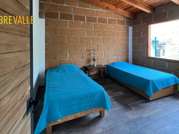 RENTA CASA EN SAN GASPAR, VALLE DE BRAVO-CASA DE SILLAR