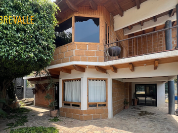 RENTA CASA EN SAN GASPAR, VALLE DE BRAVO-CASA DE SILLAR