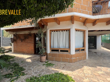 RENTA CASA EN SAN GASPAR, VALLE DE BRAVO-CASA DE SILLAR