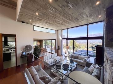 Casa en Venta en Golf de Manquehue - Los Trapenses