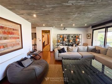 Casa en Venta en Golf de Manquehue - Los Trapenses