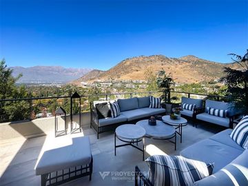 Casa en Venta en Golf de Manquehue - Los Trapenses