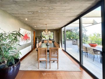 Casa en Venta en Golf de Manquehue - Los Trapenses