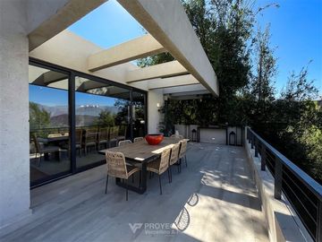 Casa en Venta en Golf de Manquehue - Los Trapenses