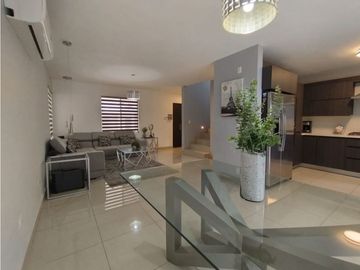 Casa en Venta en Cumbres San Agustín en Monterrey