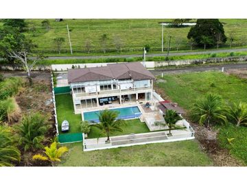 Venta de casa de playa en SAN MARINO PORTOBELLO | Colon