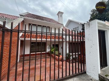 Casa de venta en UDA – código:21060