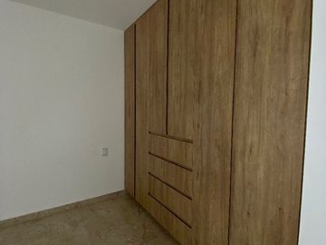 Casa en Venta en Valle de Juriquilla, Sótano, 3 Recamaras, 3 Baños, 3 Autos