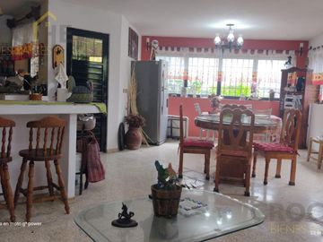 Casa en venta en la colonia Francisco Ferrer Guardia