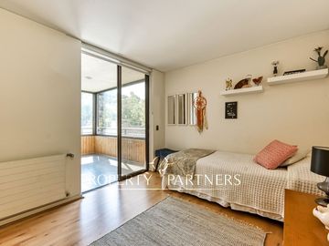 Departamento con espectacular vista a Santiago