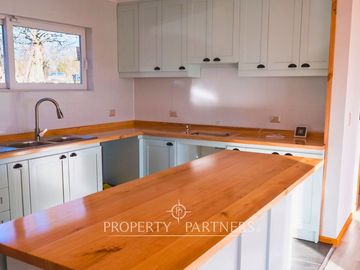 Casa en Panguipulli en Parcela  a solo 5 minutos del Centro de Panguipulli. Venta disponible Crédito Hipotecario.