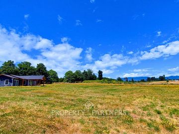 Casa en Panguipulli en Parcela  a solo 5 minutos del Centro de Panguipulli. Venta disponible Crédito Hipotecario.