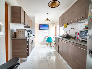 Casa Amplia con Piscina y Quincho en El Rosario de Peñuelas