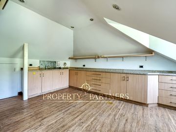 Excelente casa  estilo Inglés en Los Nogales