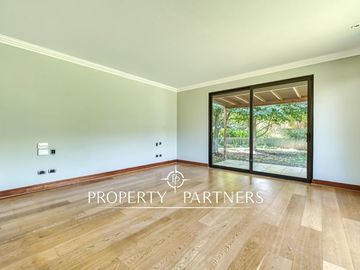 Excelente casa  estilo Inglés en Los Nogales