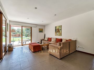 Condominio Av del Valle, condominio con agua propia  cercano acceso Radial Nororiente