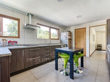 Condominio Av del Valle, condominio con agua propia  cercano acceso Radial Nororiente