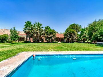 Condominio Av del Valle, condominio con agua propia  cercano acceso Radial Nororiente