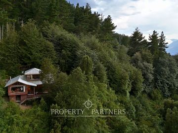 Casa refugio con increíbles vistas al lago Riñihue