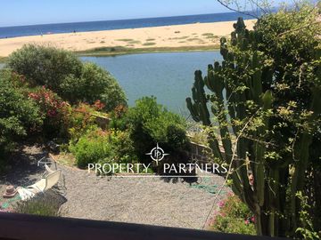 Algarrobo, Esplendida casa en Primera Linea
