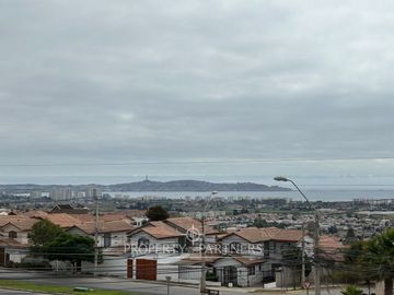 Casa con excelente ubicación en San Joaquín