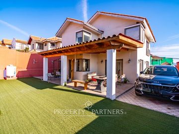 Casa con excelente ubicación en San Joaquín