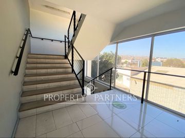 Oficina de 58m2 en consolidado Edificio Portal Las Higueras