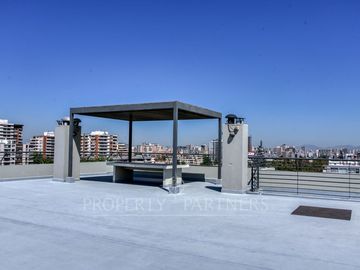 Amplio e impecable departamento oriente, a pasos de Plaza 18 de Septiembre, Providencia