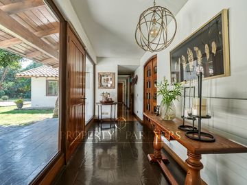 Excelente casa en Chicureo Centro