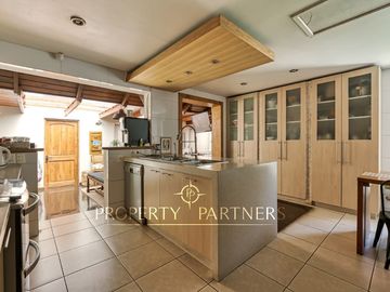 Excelente casa en Chicureo Centro