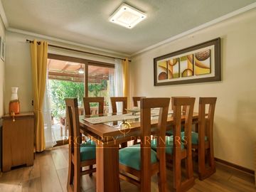 VENTA DE CASA en condominio. Parque Cousiño, BARRIO LA HACIENDA. PEÑALOLÉN.